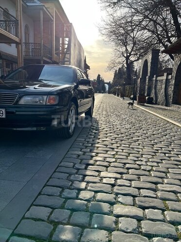 Nissan Maxima-5