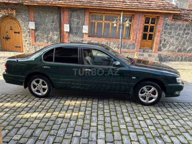 Nissan Maxima-7