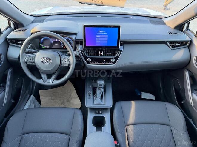Toyota Corolla Cross-12