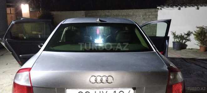 Audi A4-3