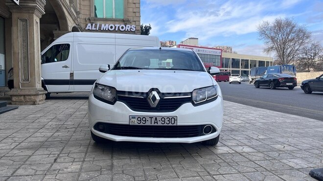 Renault Sandero-1