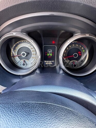 Mitsubishi Pajero-11
