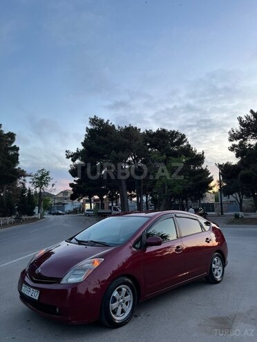 Toyota Prius-2