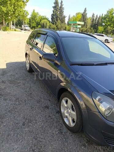 Opel Astra-2