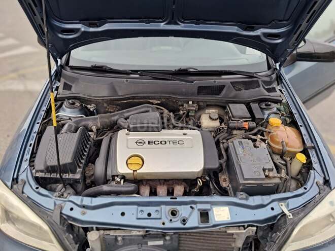 Opel Astra-9