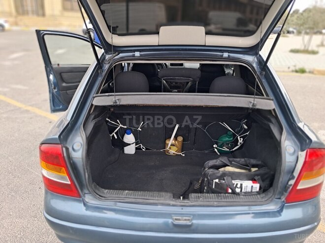 Opel Astra-10
