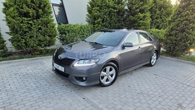 Toyota Camry-4