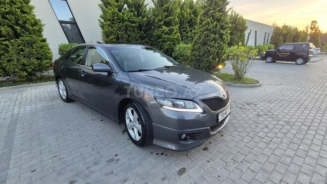 Toyota Camry-3