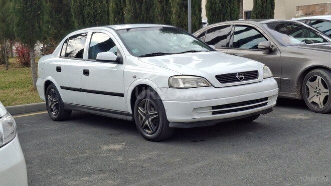 Opel Astra-1