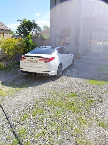 Kia Optima-3