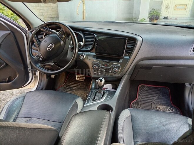 Kia Optima-5