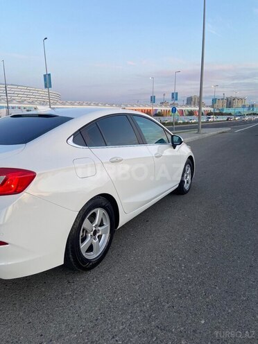 Chevrolet Cruze-4