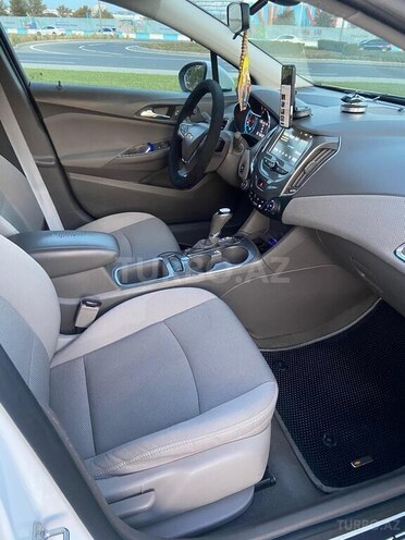 Chevrolet Cruze-5