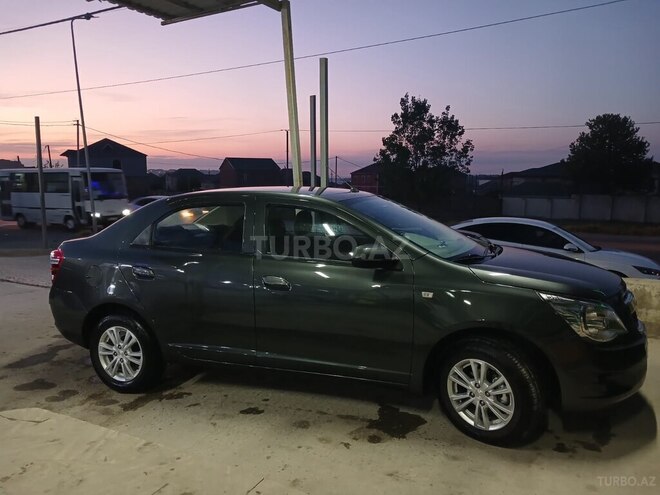 Chevrolet Cobalt-8