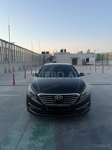 Hyundai Sonata-1