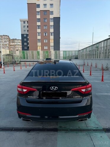 Hyundai Sonata-2