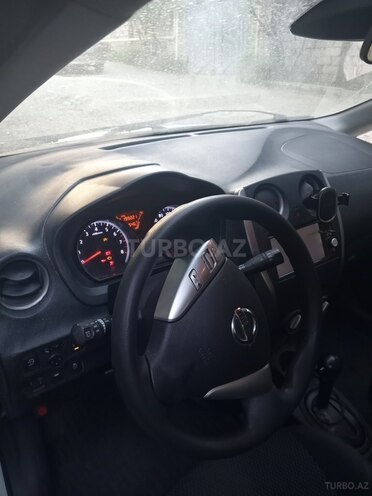 Nissan Note-3