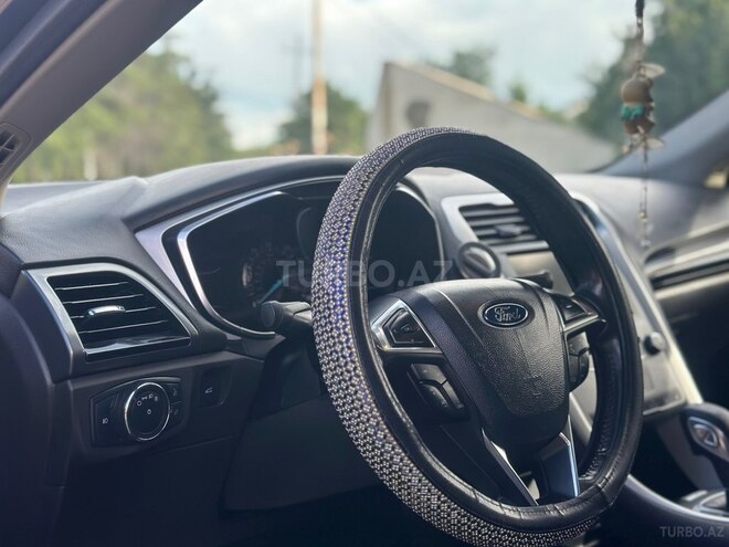 Ford Fusion (North America)-4
