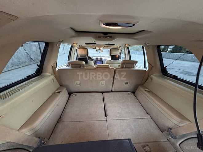 Mercedes GL 550 4MATIC-4
