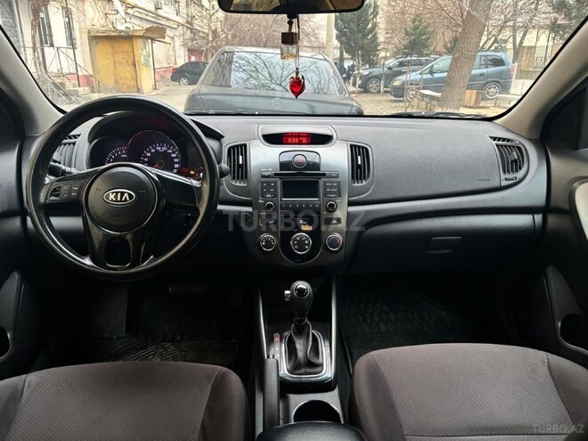 Kia Cerato-6
