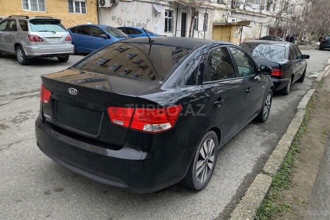 Kia Cerato-3