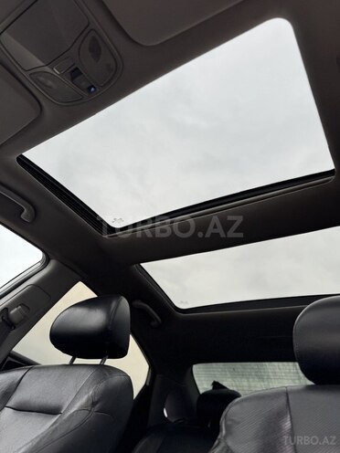Hyundai Sonata-13