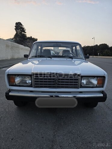 LADA (VAZ) 2107-1