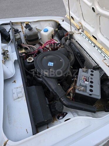LADA (VAZ) 2107-9