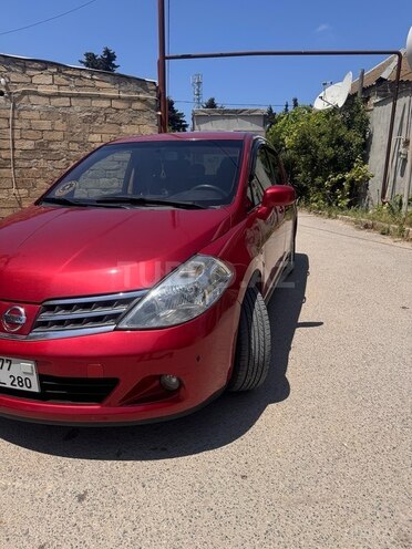 Nissan Tiida-3