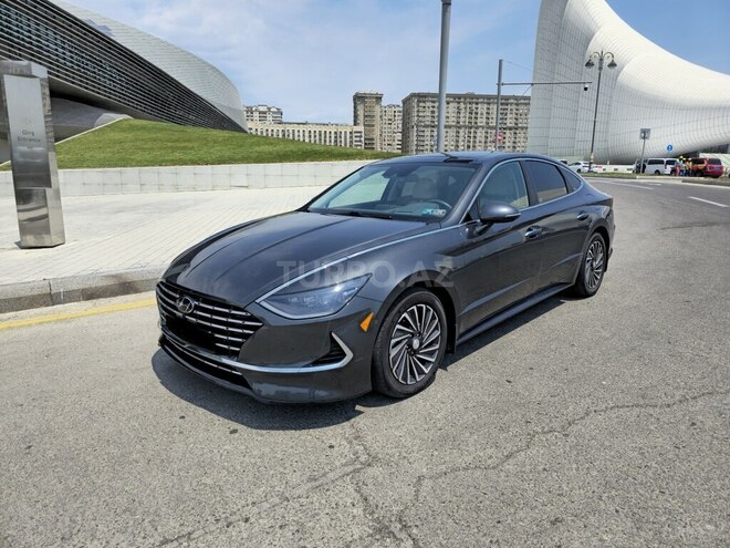 Hyundai Sonata-2