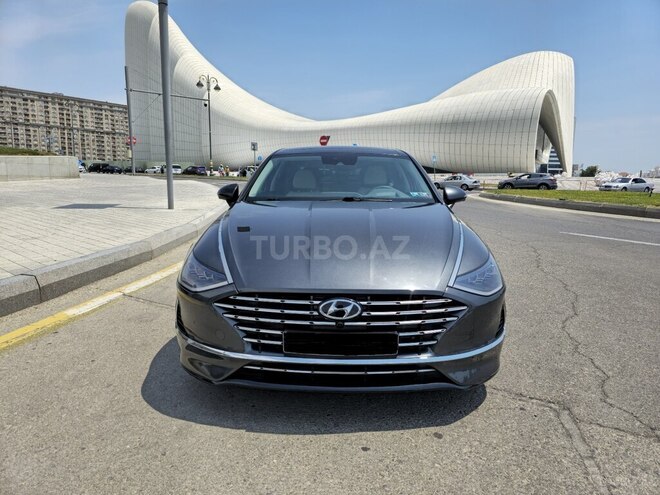 Hyundai Sonata-1