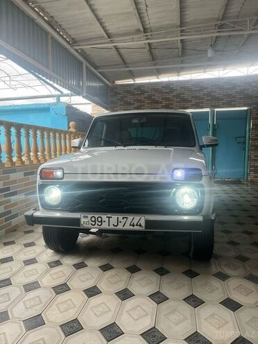 LADA (VAZ) Niva-2