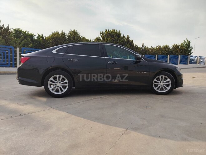 Chevrolet Malibu-5
