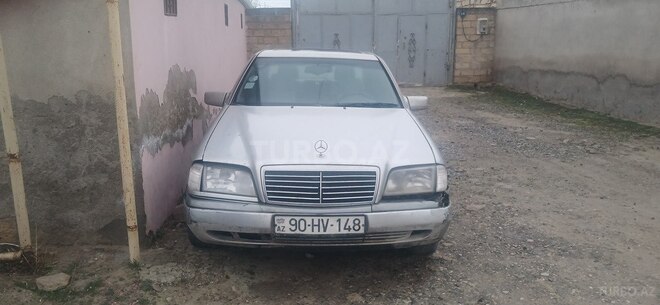 Mercedes C 200-1