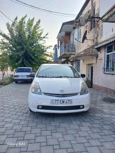 Toyota Prius-1