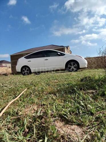 Toyota Prius-7