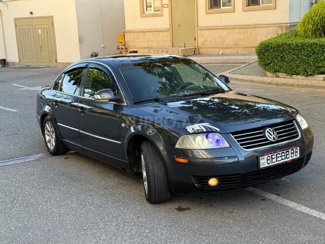 Volkswagen Passat-8