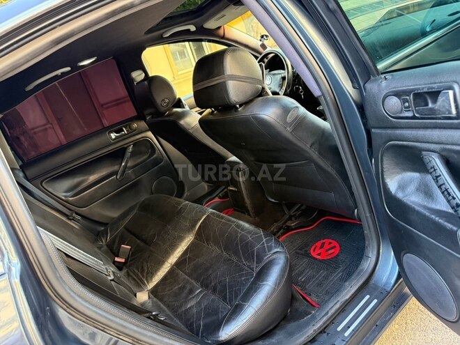 Volkswagen Passat-12