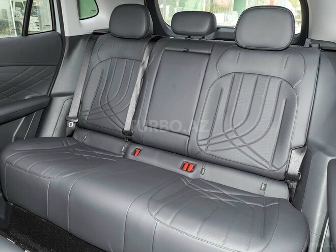 Geely Galaxy Starship 7-4