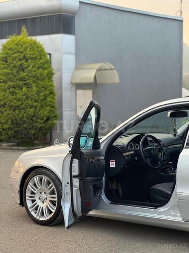 Mercedes E 220-10