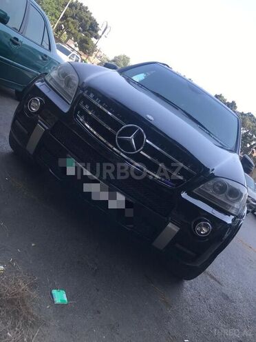 Mercedes ML 63 AMG-7