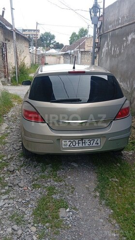 Opel Astra-2