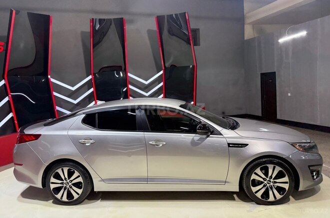 Kia Optima-5