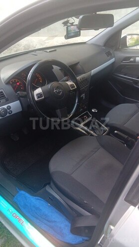Opel Astra-4