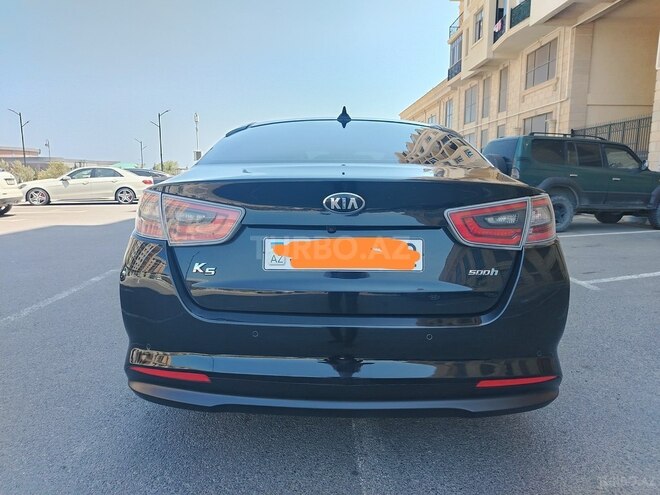 Kia K5-3