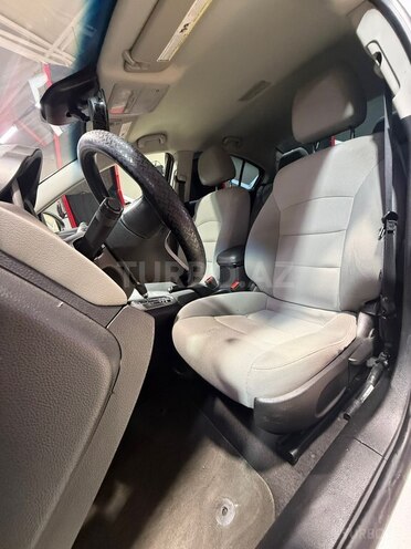 Chevrolet Cruze-11