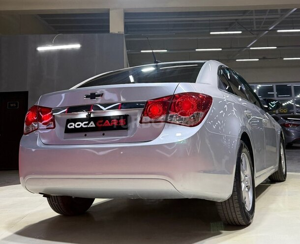 Chevrolet Cruze-5