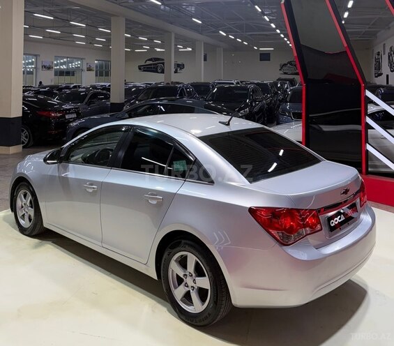 Chevrolet Cruze-7