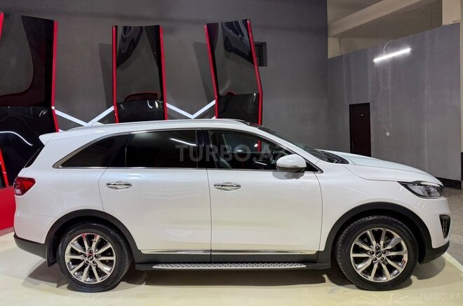 Kia Sorento-7
