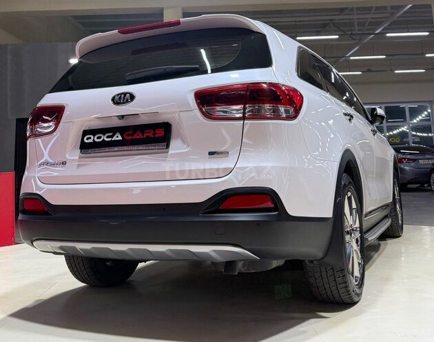 Kia Sorento-11